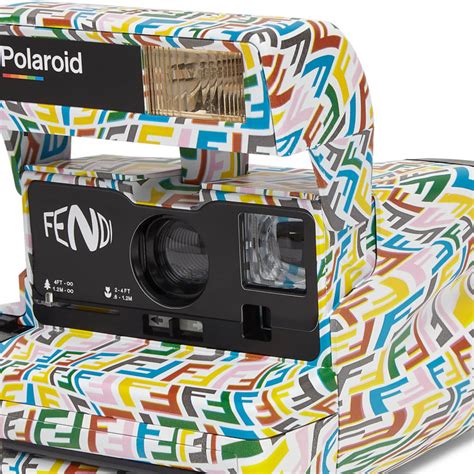 Polaroid Fendi: ecco la nuova collaborazione tra i brand 